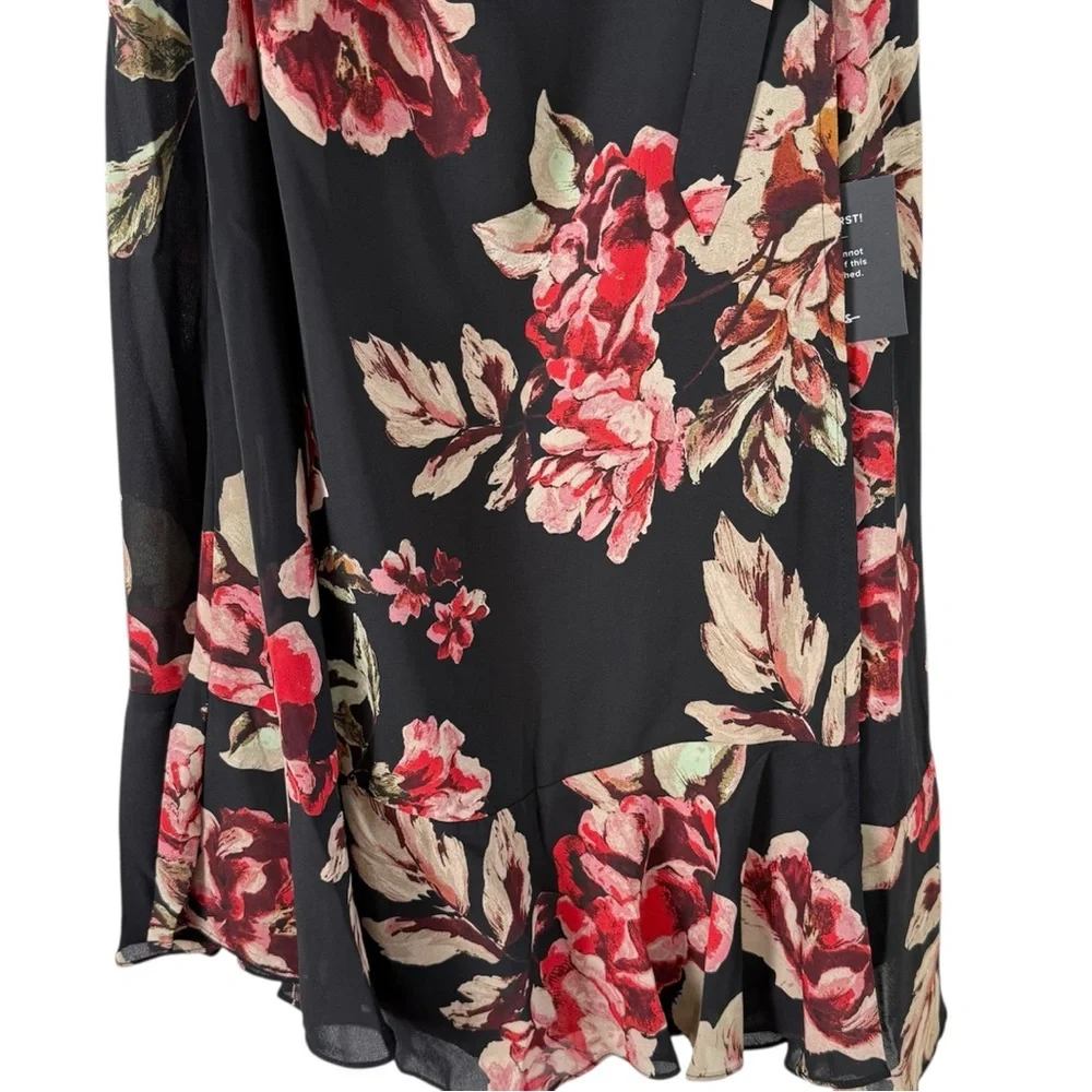 NWT  Lulu’s Black Floral Feminine One Shoulder Divine Blooms Dress Size Small